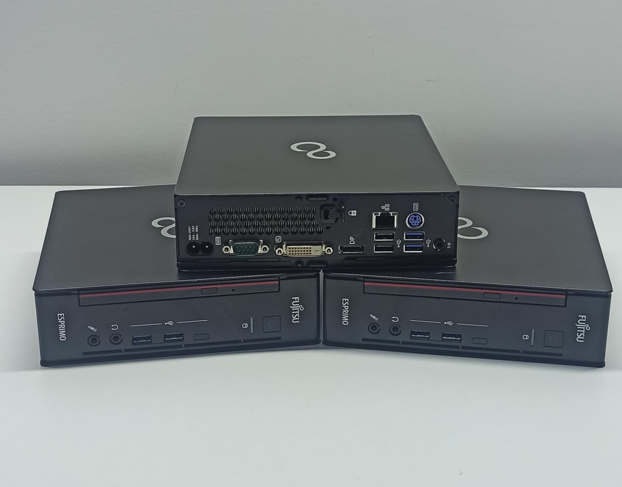 2.EL MİNİ PC  FUJITSU ESPRİMO Q556 İ5 6500T 8GB DDR4 512GB SSD DVD DP DVI SERİ