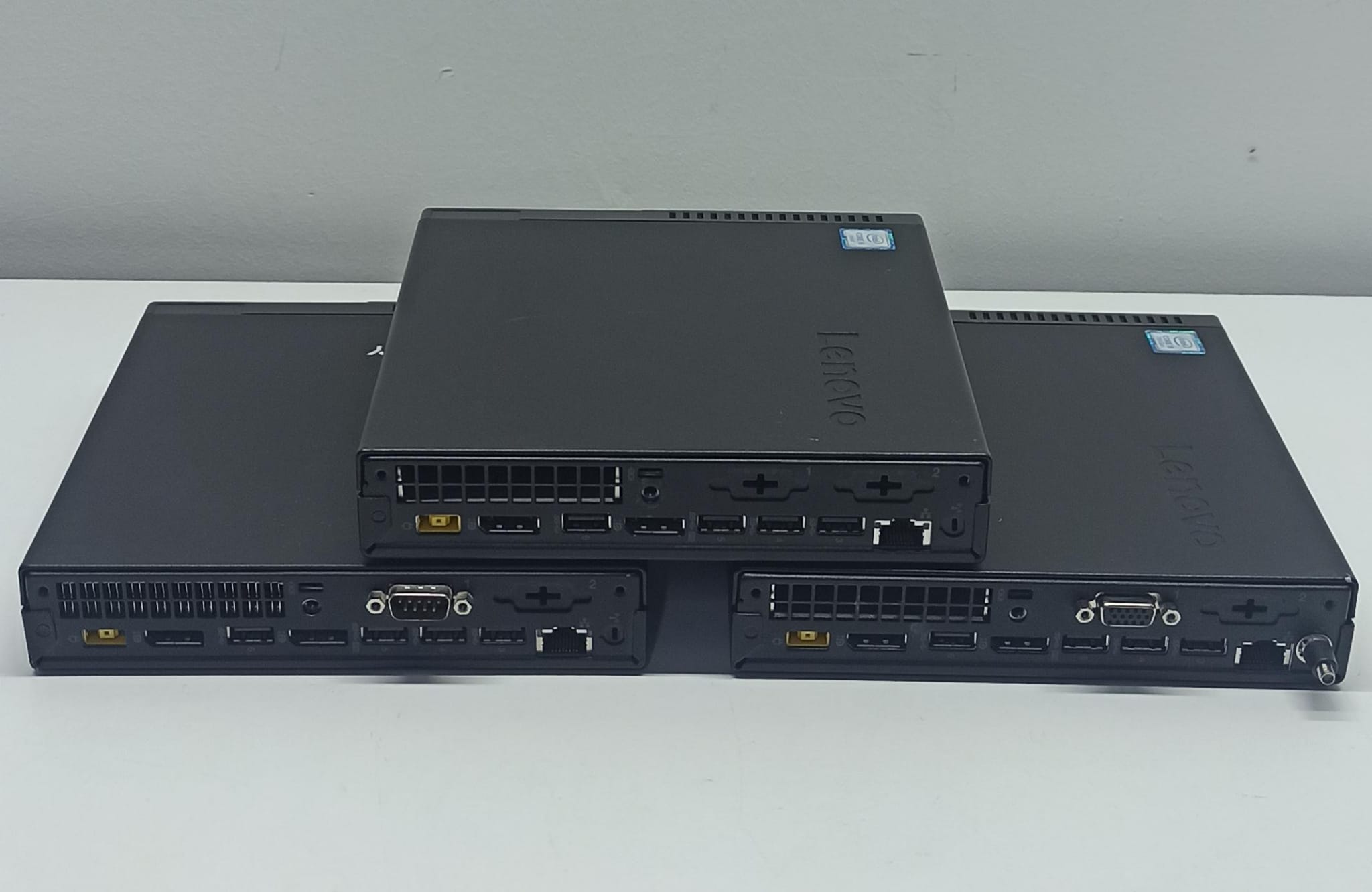 2.EL MİNİ PC LENOVO THİNKCENTER İ5 7.NESİL 8GB RAM 256GB SSD