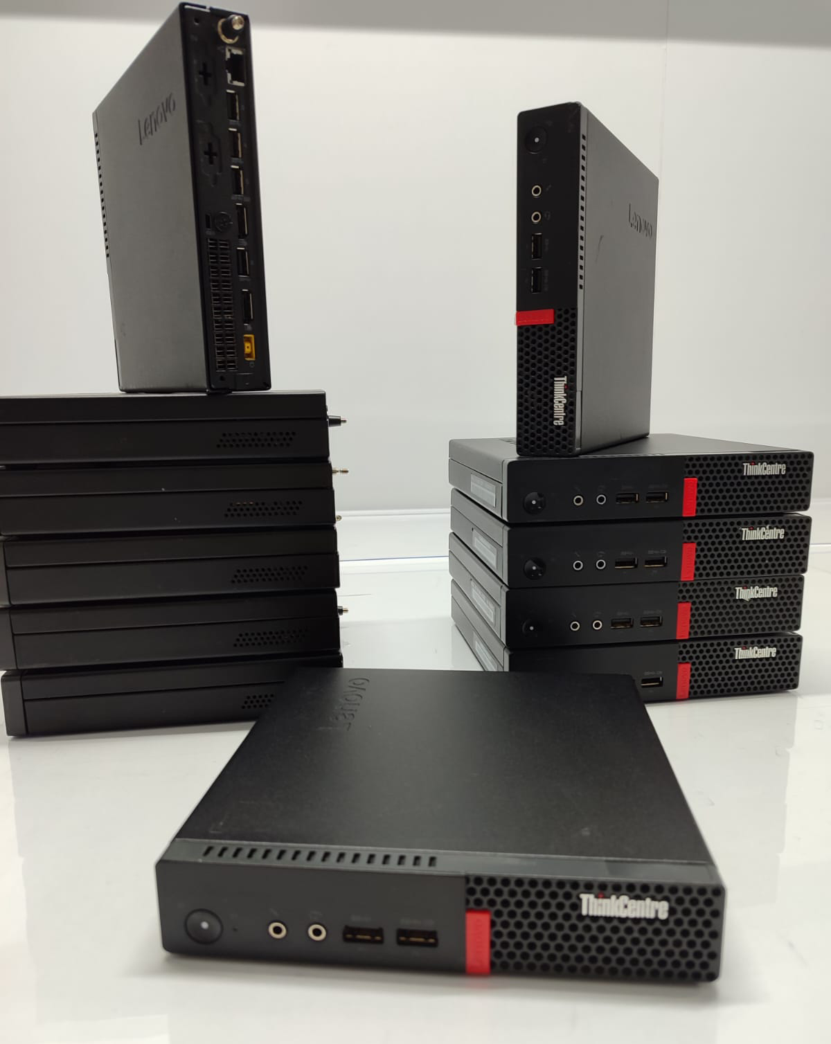 2.EL MİNİ PC LENOVO THİNKCENTER M710Q İ5 6.NESİL 8GB RAM 256GB SSD DİSPLAY