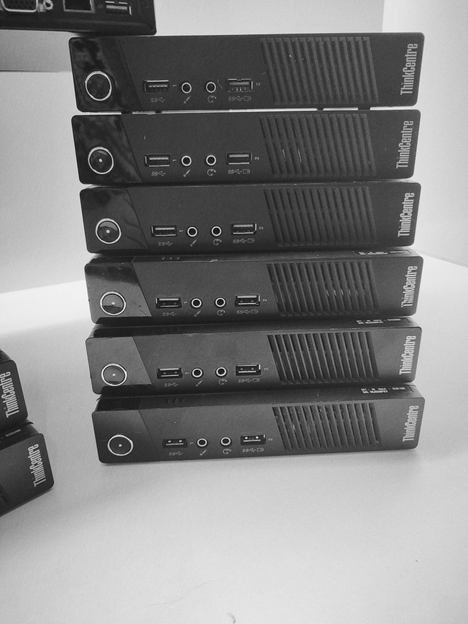2.EL MİNİ PC LENOVO THINKCENTRE M93P İ5 4.NESİL 8GB RAM 320GB HDD DP VGA