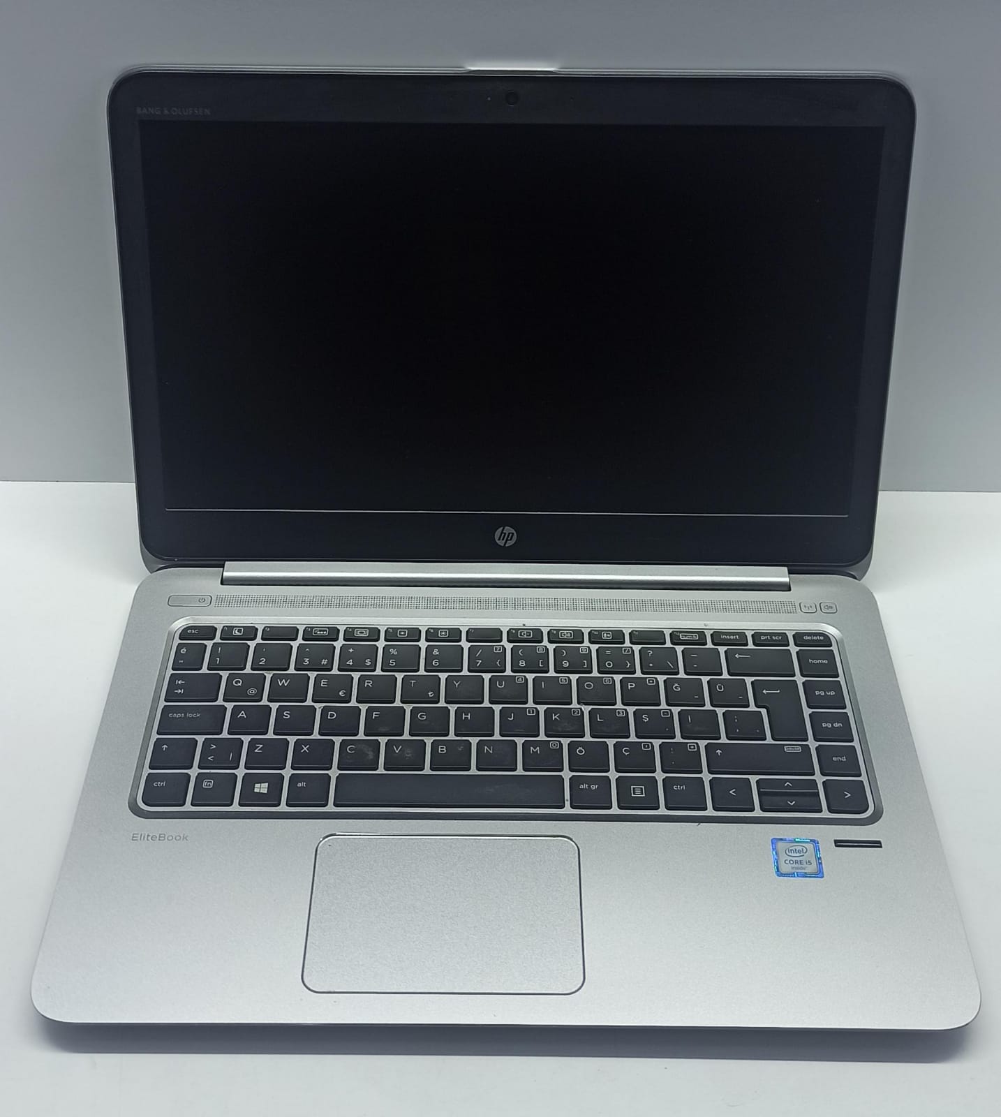 2.EL NB ''14 HP ELITEBOOK FOLIO 1040 G3 İ5 6.NESİL 8GB RAM 256GB M2