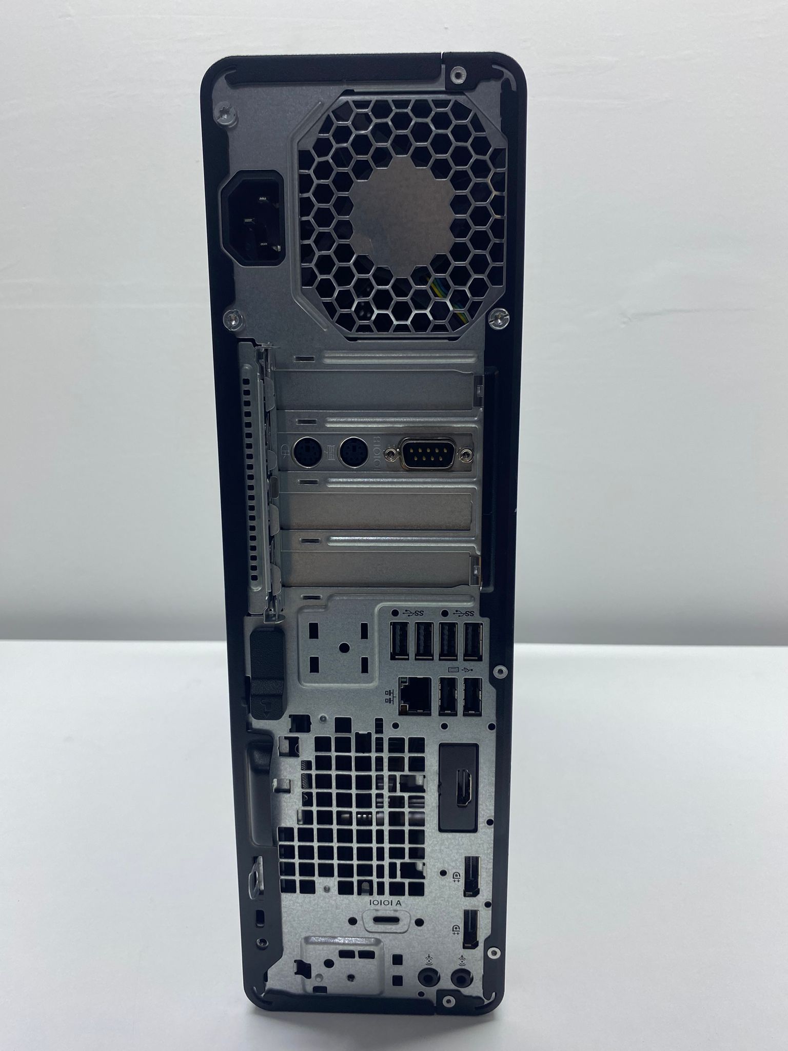 2.EL PC YATAY HP ELİTEDESK 800 G4 SFF İ5 8.NESİL 16GB RAM 256GB M2 SSD HDMI DİSPLAY