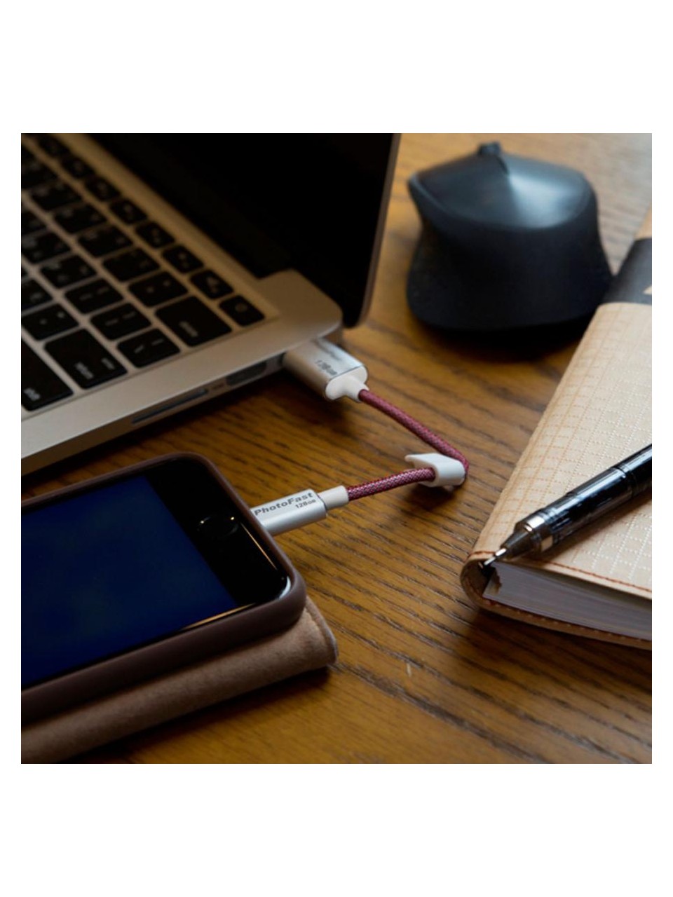 USB BELLEK 32GB PHOTOFAST MEMORİESCABLE GEN3 LİGHTNİNG / USB 3.0 ŞARJ KABLOLU İ-FLASHDRİVE (SİYAH)